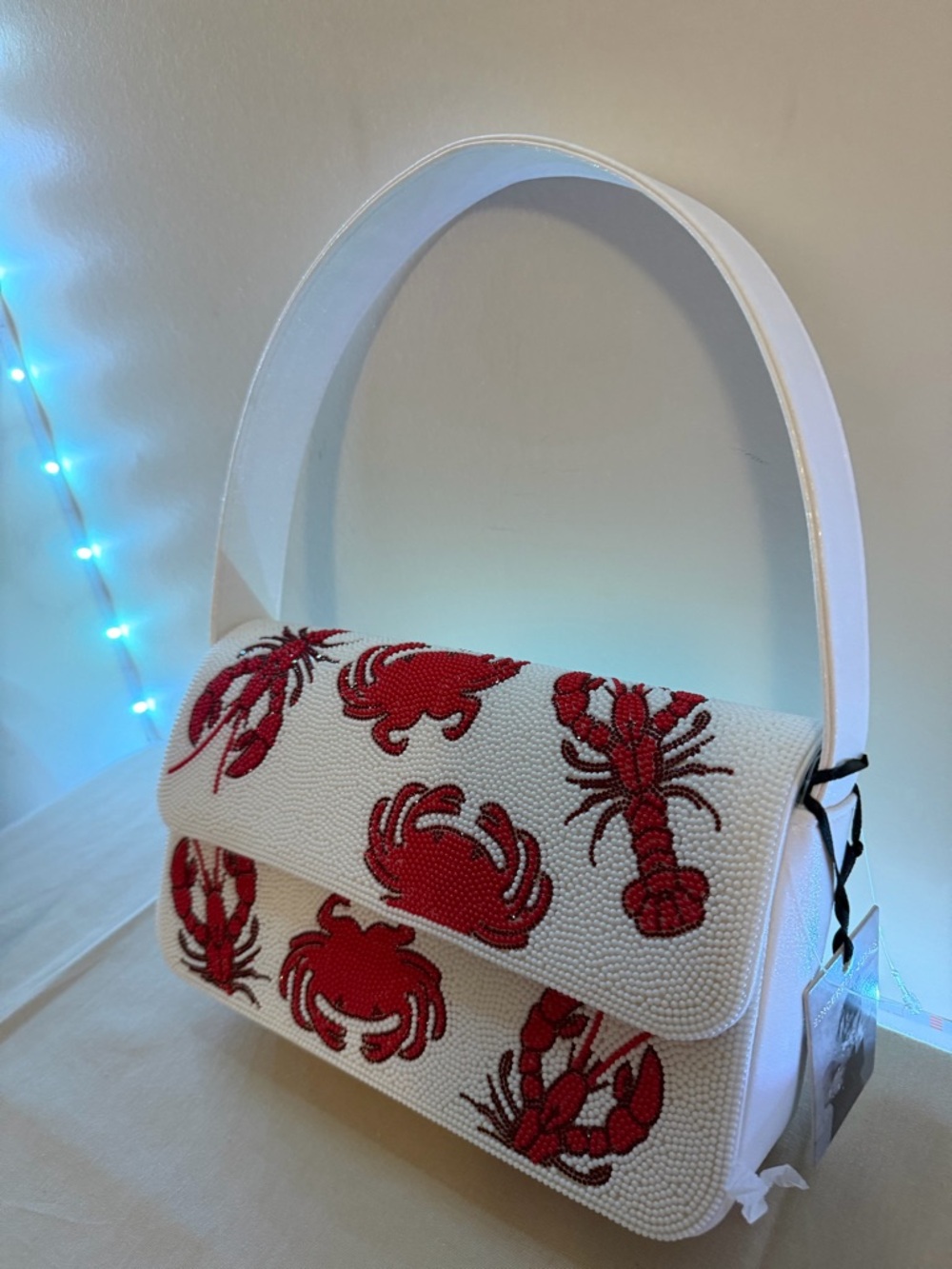 White Beaded Shoulder Bag with Red Crab and Lobster Motif - Picture 2 of 3